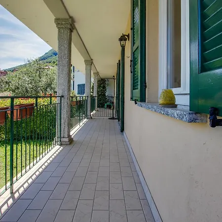 Casa Cloe Apartment Mezzegra